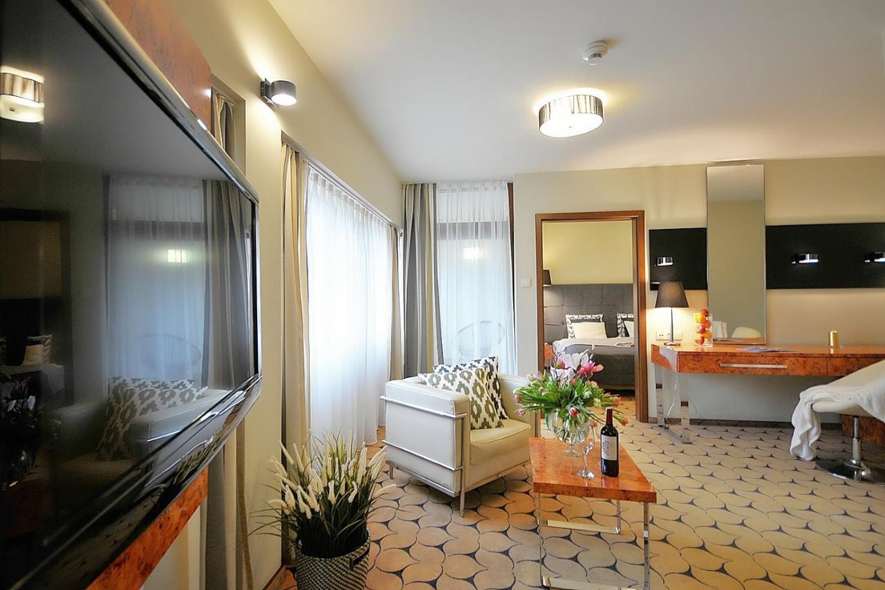 209 W Royal Tulip Sand Przy Plazy Dobruk Apartamenty 科沃布热格 外观 照片